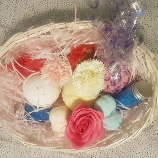 Blisstastic Pamper Gift Basket | Jumbo Bath Bombs, Chill Pills, Soaks & Flowers